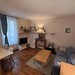 Modern 1 Bedroom Apartment Close Sacré Coeur
